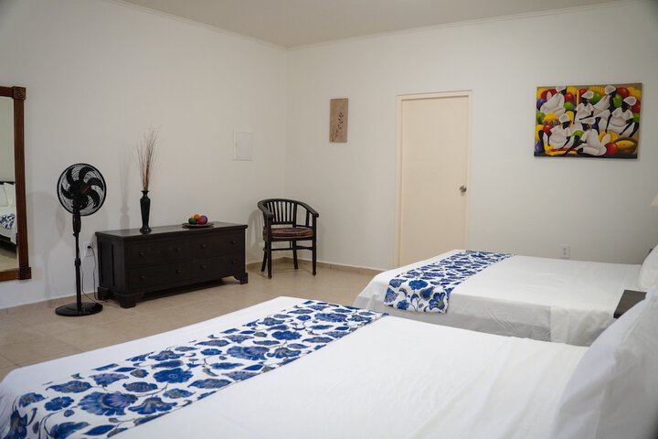 Room 5 of 38