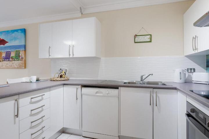 General 8 of 19