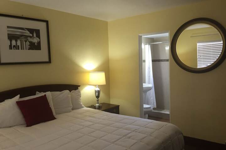 Room 9 of 24
