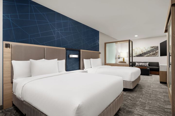 Room 6 of 45