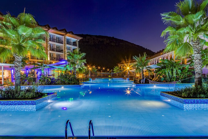Hotel Entry