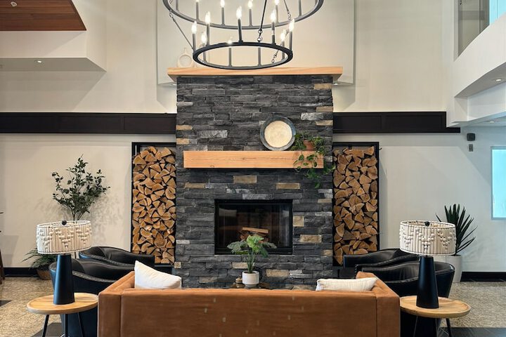 Hotel Interior 10 of 123