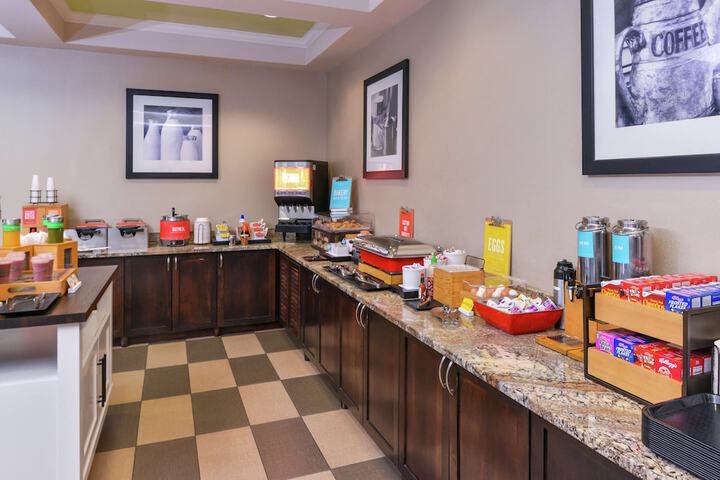 Breakfast/Coffee Service 33 of 45