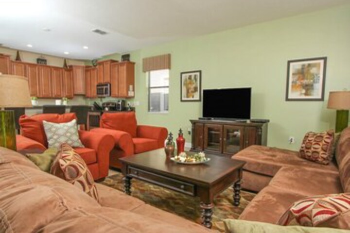 4BR 3BA ChampionsGate Town Home