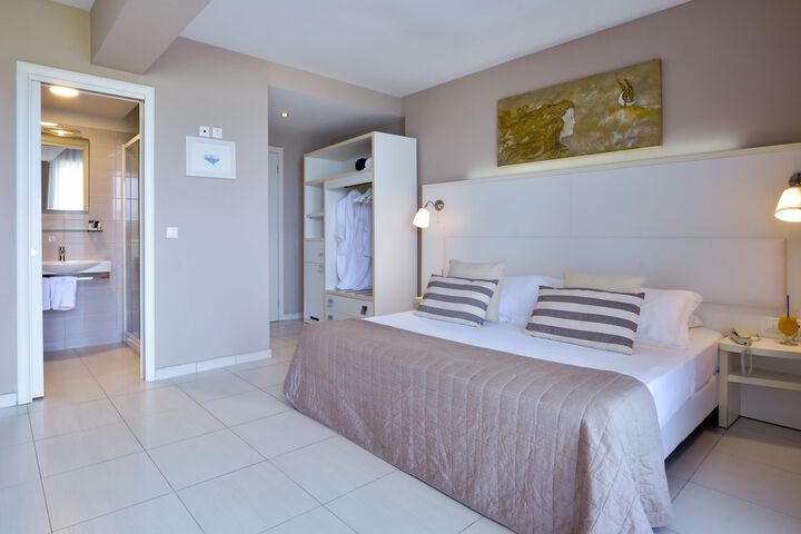 Room 49 of 108