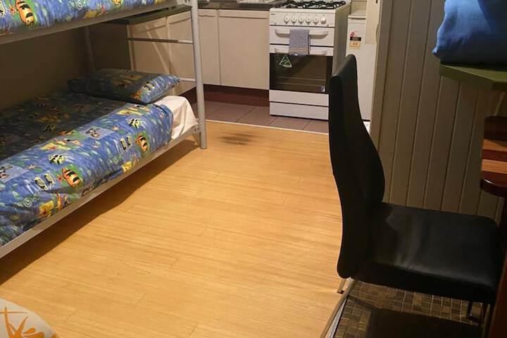 Room 12 of 42