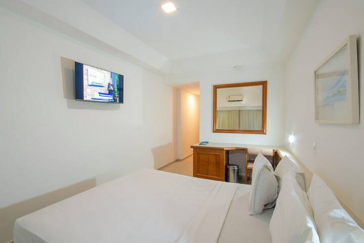 Room 35 of 99