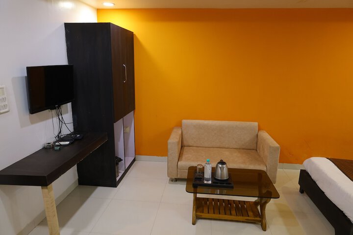 Room 16 of 22