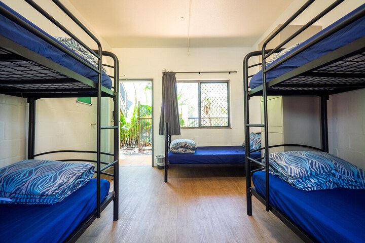 Room 9 of 52