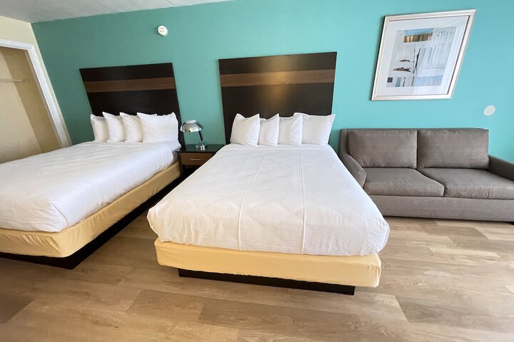 Room 8 of 27