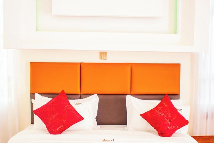 Room 34 of 78