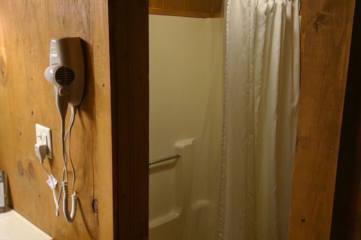Room 22 of 53