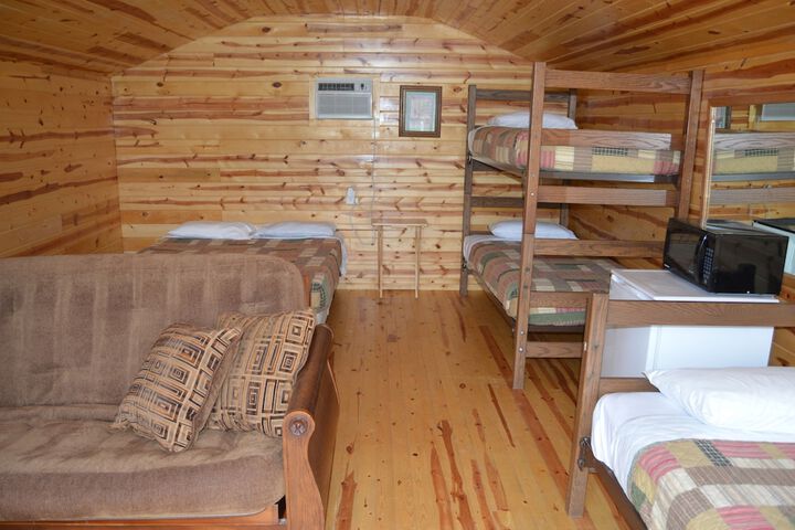 Room 17 of 109