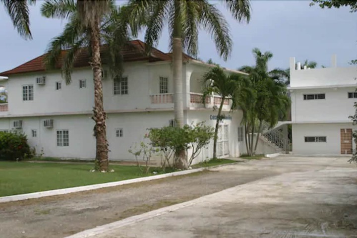 Property Grounds 24 of 28