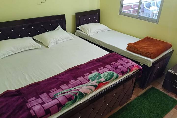 Room 4 of 15