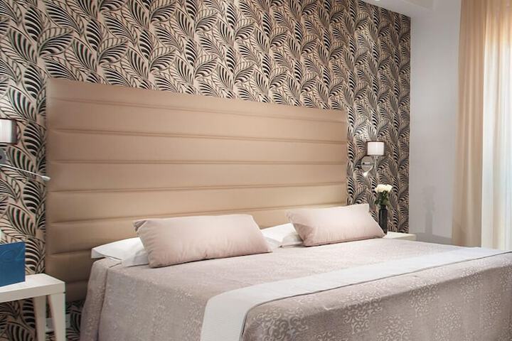 Room 8 of 21