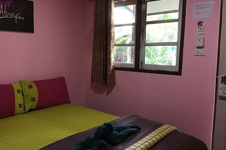 Room 3 of 44