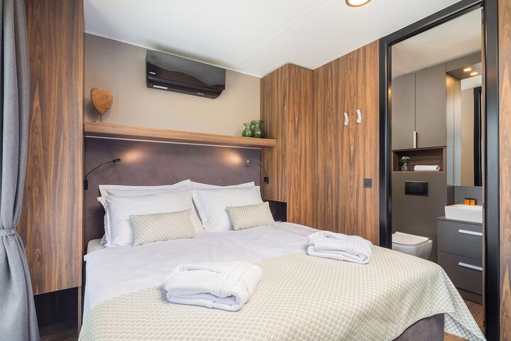 Room 20 of 222