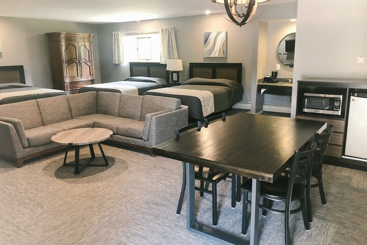 Room 13 of 31