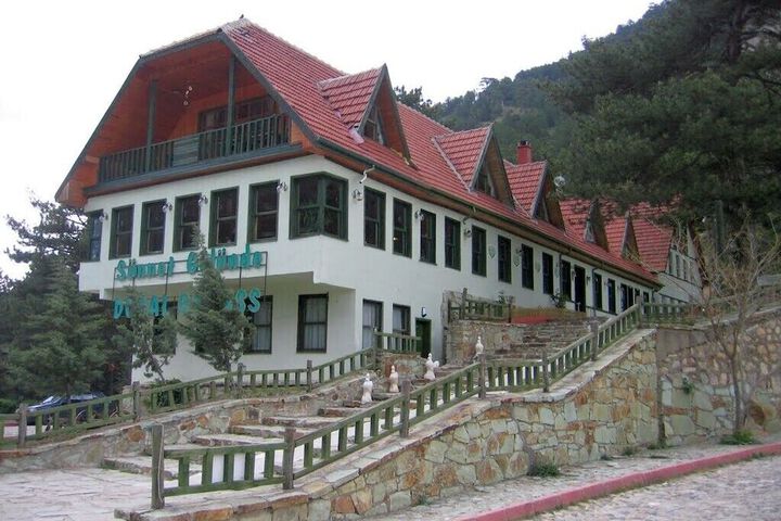 Hotel 8 of 40