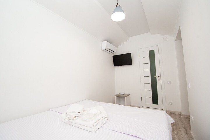 Room 35 of 96