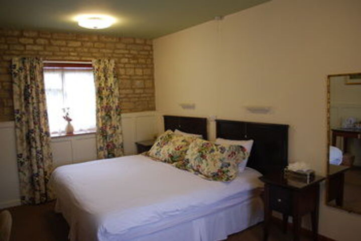 Room 14 of 26