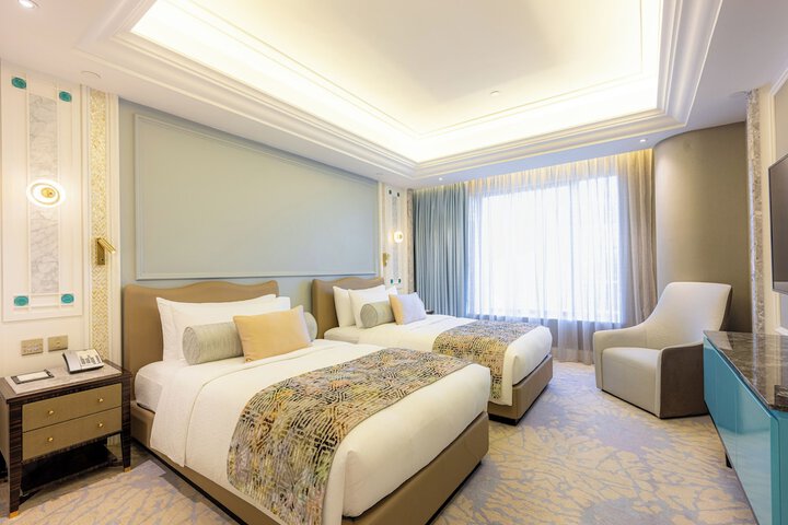 Room 34 of 72