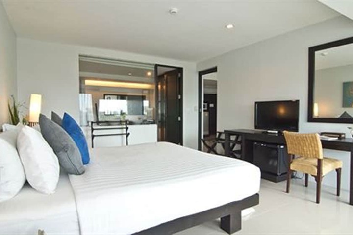 Room 16 of 59