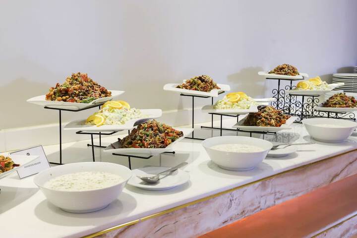 Dining 62 of 69
