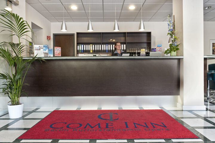 Concierge desk