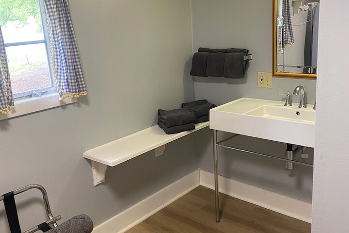 Room 141 of 205