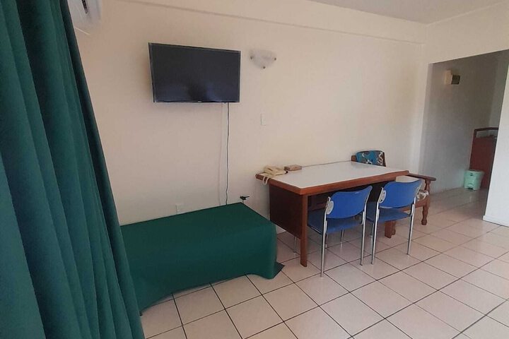 Room 3 of 10