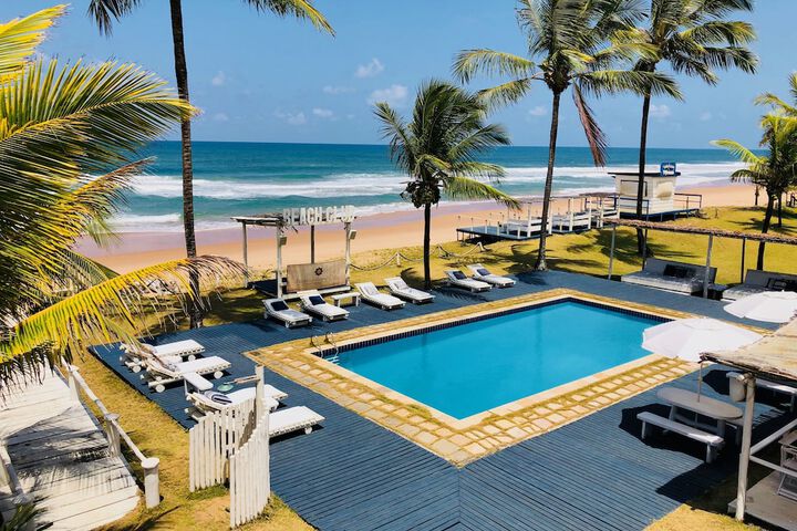 Hotel Pool