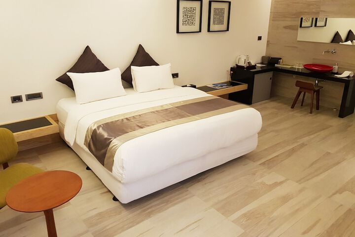 Room 12 of 45