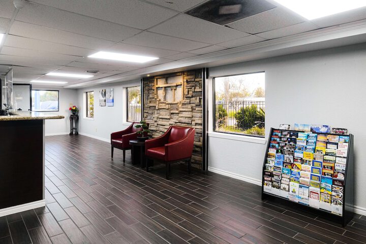 Guest Lobby