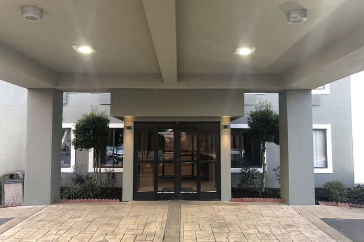 Hotel 28 of 30