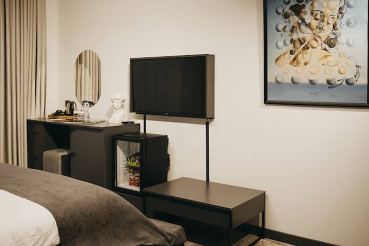 Room 16 of 67