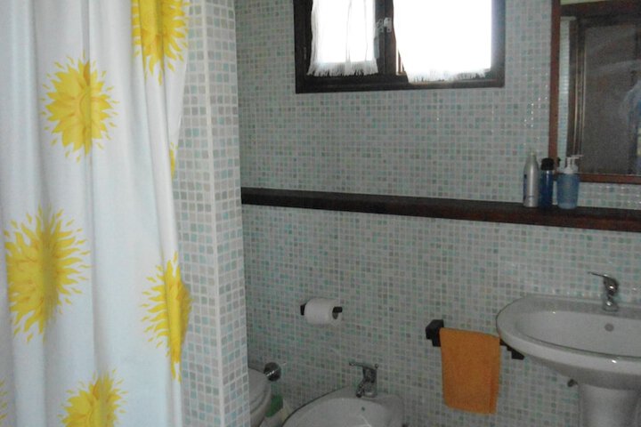 Room 21 of 39