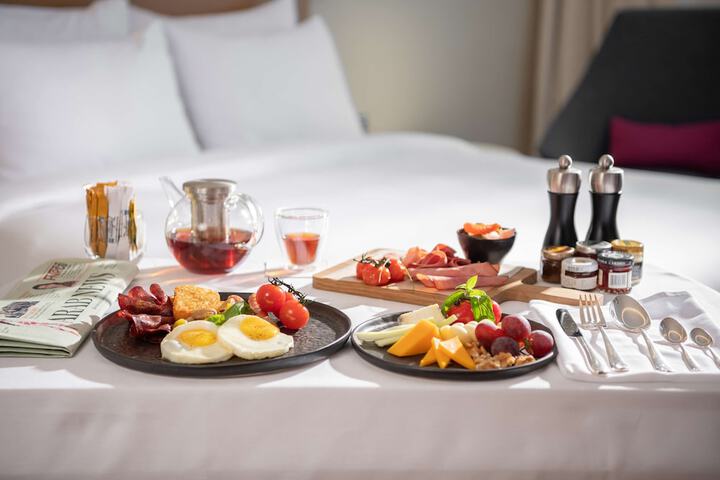 Breakfast/Coffee Service 74 of 128