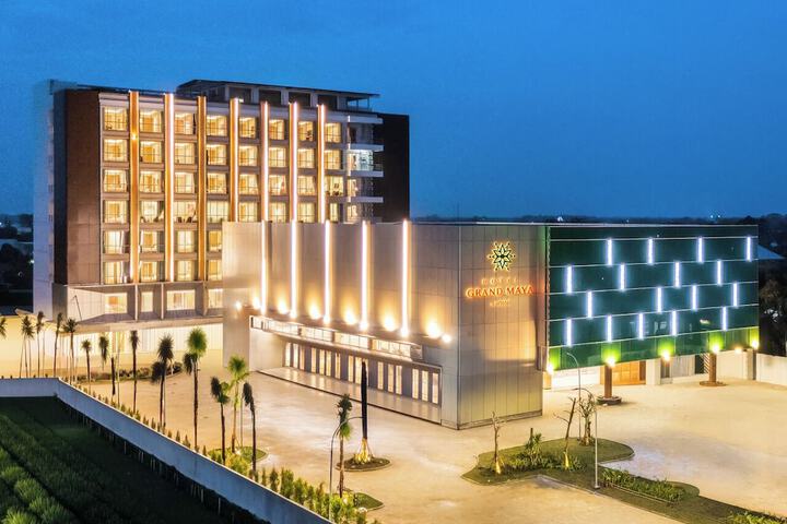 Exterior of Grand Maya by ARTOTEL - Banjarbaru