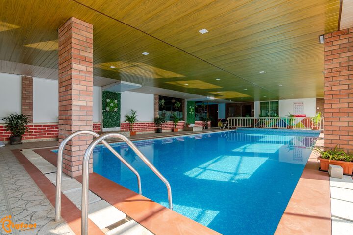 Pool 17 of 36