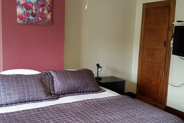 Room 4 of 47