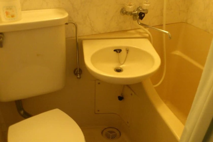 Room 15 of 17