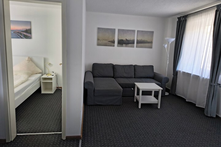 Room 7 of 25