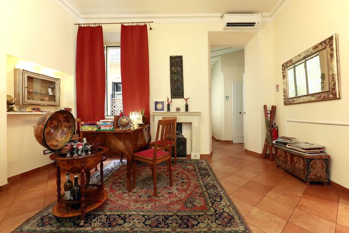 Hotel Interior 4 of 73
