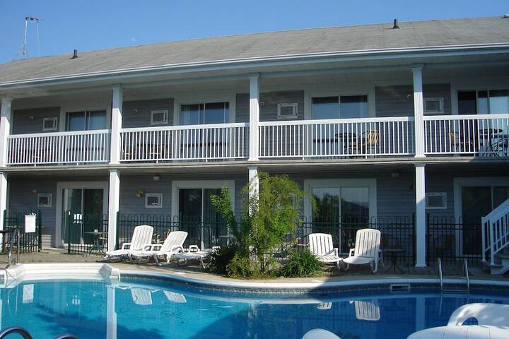 Exterior of La Halte des 103 Îles