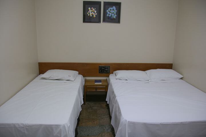 Room 87 of 183