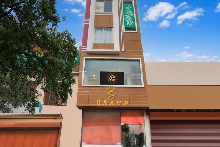 Hotel S Grand