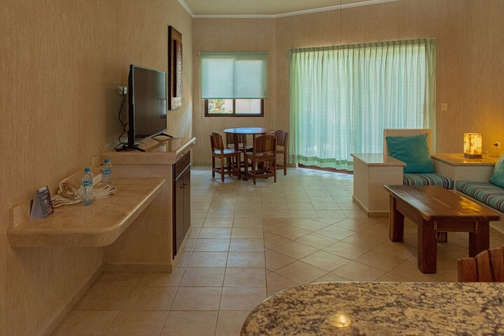 Room 14 of 99