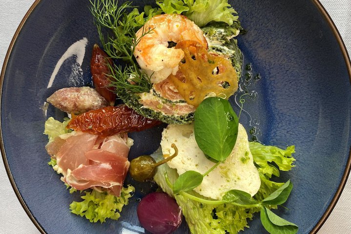 Dining 53 of 69